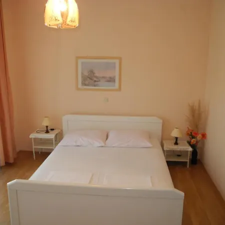 Dubravka 41 Pax *