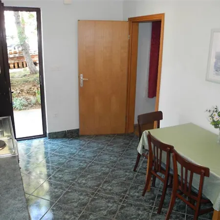 Apartment Dubravka 41 Pax *