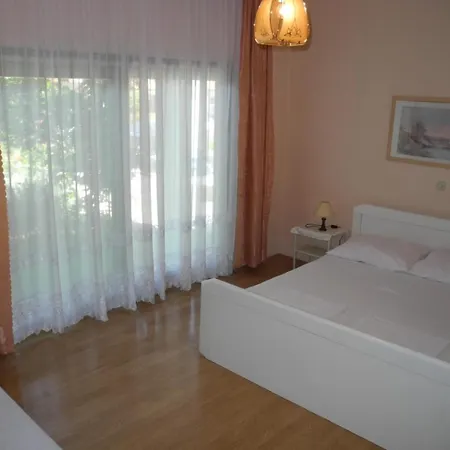 Dubravka 41 Pax Apartment Crikvenica